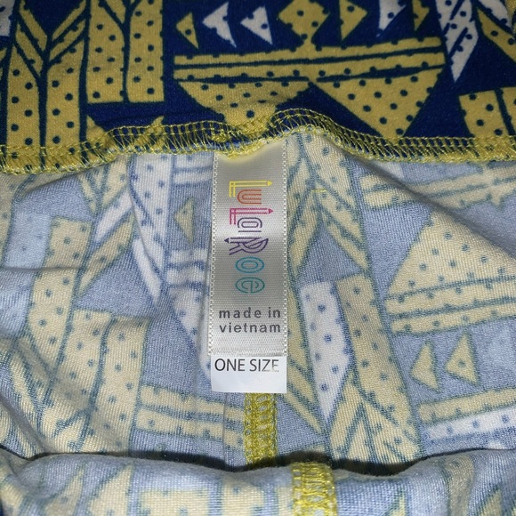 LuLaRoe One Size Leggings - Picture 4 of 7